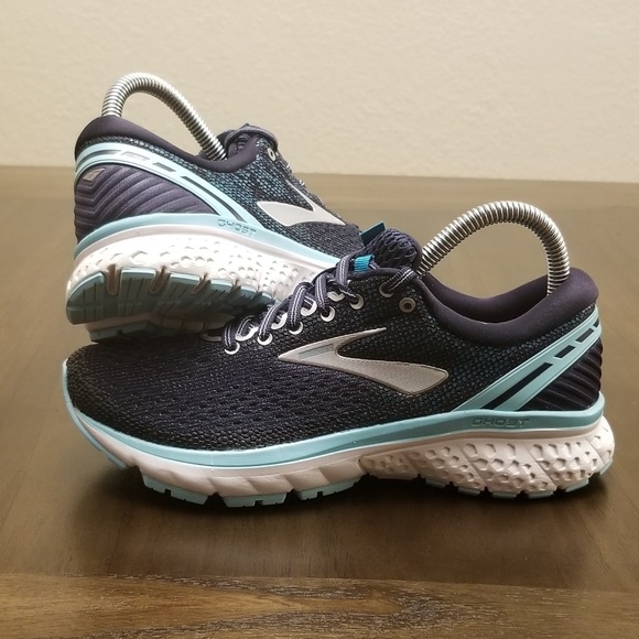brooks ghost 11 size 6.5